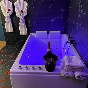 R.suite Appartement